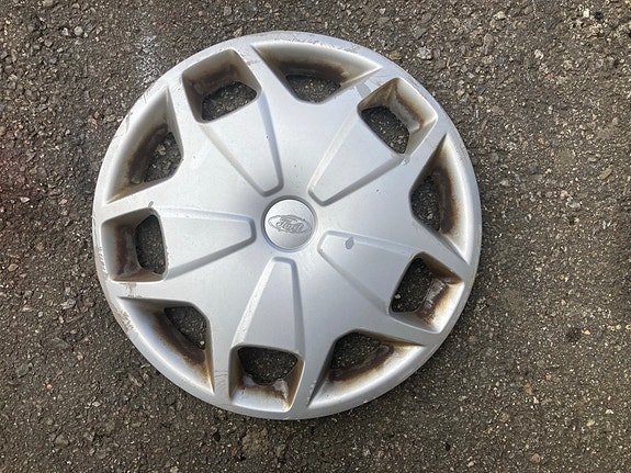 Ford Transit Alkuperäinen pölykapseli 15" 1Kpl