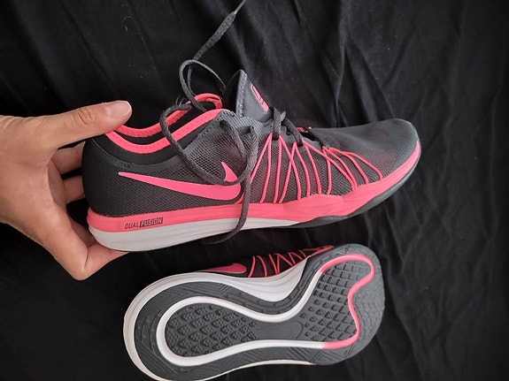 Nike treenikengät (Dual Fusion) 👟👟