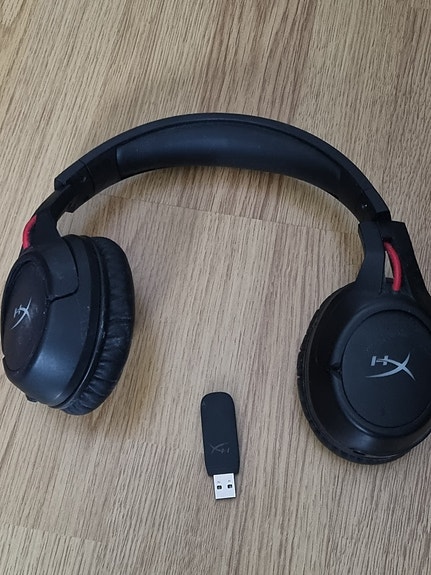 Hyper X cloud flight wireless -kuulokkeet PC / Konsolit