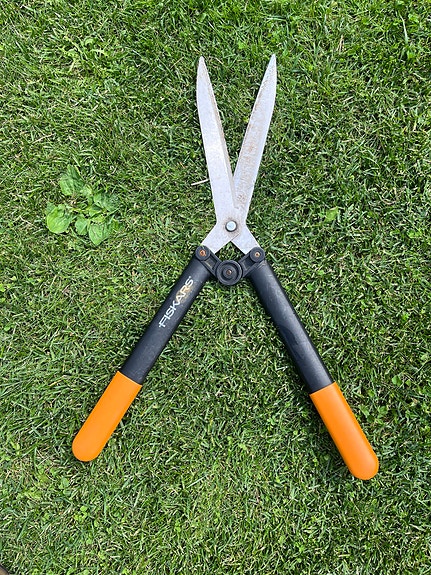 Fiskars pensassakset oranssi/musta