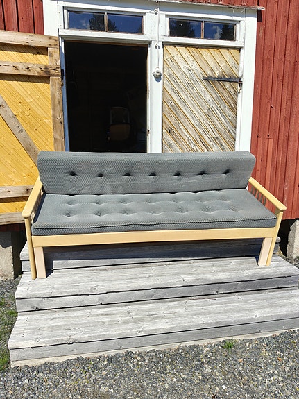 Levitettävä laveri