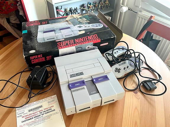Super Nintendo SNES Control Set (USA NTSC) Uudenveroinen, Ei kellastumaa!
