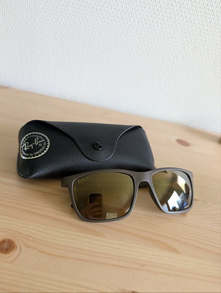 Ray Ban polarisoidut aurinkolasit RB4385 ruskea linssi