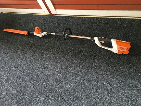 Stihl HLA 65 pensasaitaleikkuri ja akku AP 200 ei laturia