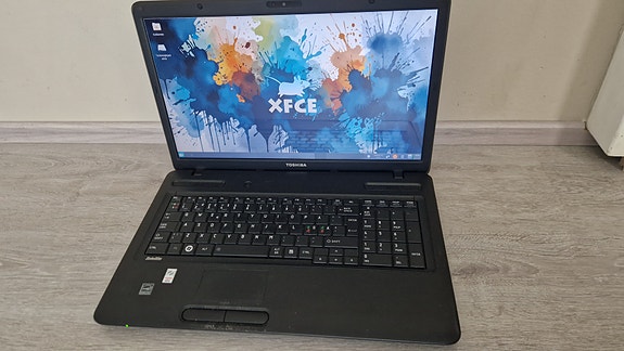 Toshiba satelite, 120 gb ssd, 4 gb ddr 3 ram (2+2)