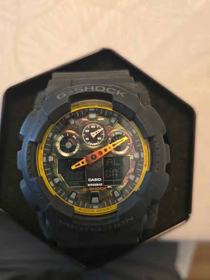 Casio G-shock GA-100BY kello