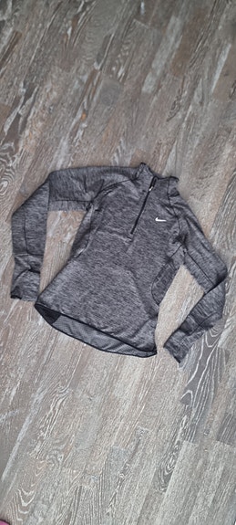 Nike paita