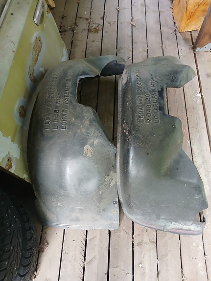Lada VAZ 2105 2107 Lokari sisälokasuojat eteen