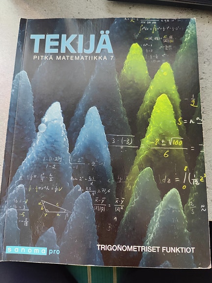 Tekijä pitkä matematiikka 7 oppikirja