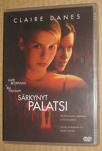 Särkynyt palatsi, Walk the Line, American, Somewhere,  Aleksanteri