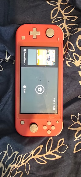 Tästä kuin uusi nintendo switch lite coral väri. Käytetty max 3h