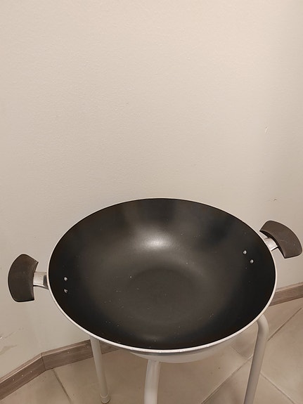 Tefal wokkipannu