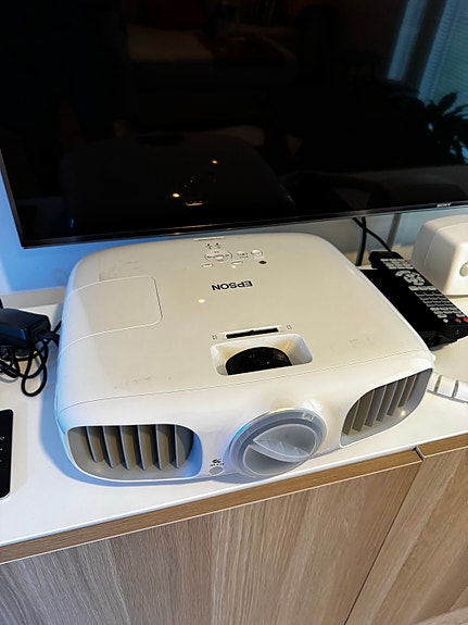 Epson TW6100W langaton projektori