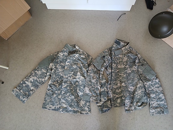 Amerikkalainen armeijan UCP takit