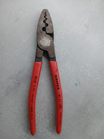 Knipex - pääteholkkipihdit