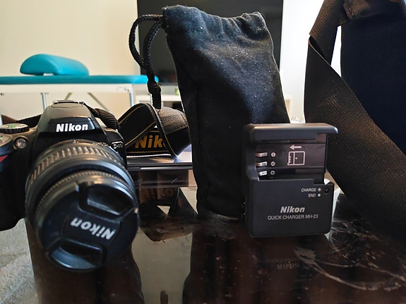 Nikon D40 järjestelmä kamera