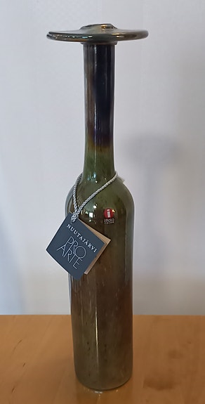 Pro Arte pullo, Oiva Toikka