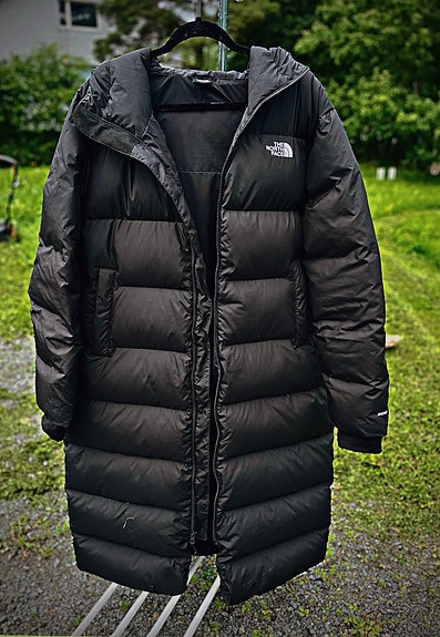 The North Face pitkä untuvatakki XL musta
