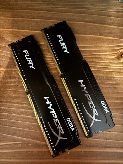 Kingston HyperX Fury DDR4 RAM-muistit 2x4gb