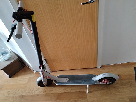 Xiaomi Mi Electric Scooter 3, Harmaa
