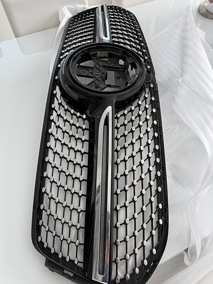 Mercedes GLE etumaski
