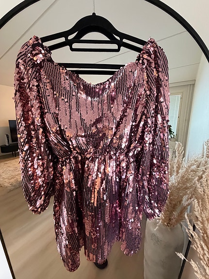 Rose Gold Sequin Long-Sleeve Mini Dress