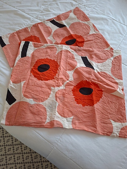 Marimekko Unikko tyynyliinat