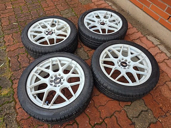 Japan Racing JR JR18 18x7,5" // 5x120 & 5x100 + Pirelli 235/45 kitkarenkaat