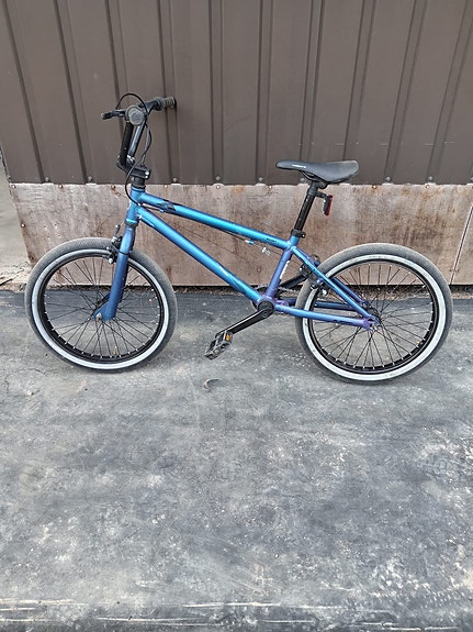 BMX pyörä
