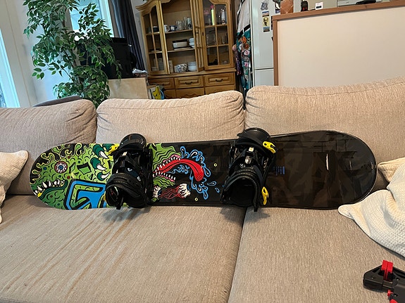 Lumilauta siteillä, Warp monster 135cm