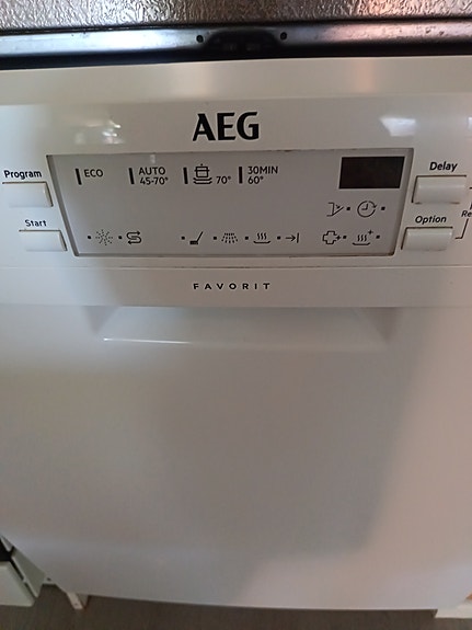 AEG  astianpesukone, valkoinen