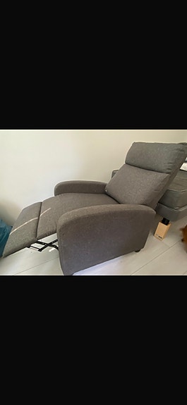 Säädettävä nojatuoli