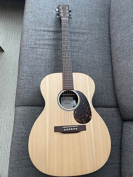 Martin X Series akustinen kitara