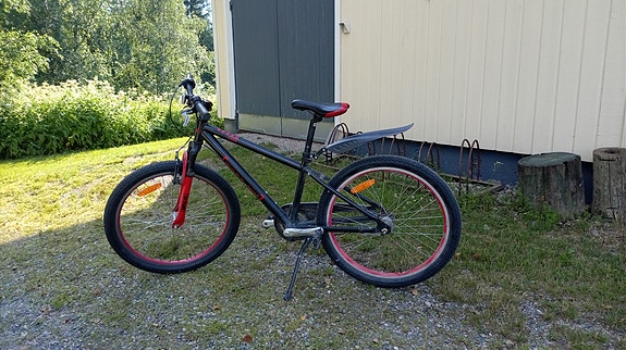 Polkupyörä 24" 3 vaihteinen
