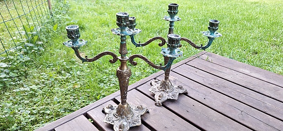Messinkiset kynttilänjalat, 2 kpl
