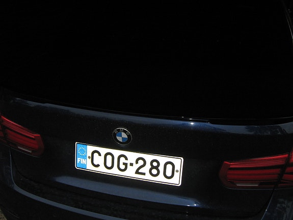 Tarpeettomana uusi takalippa BMW