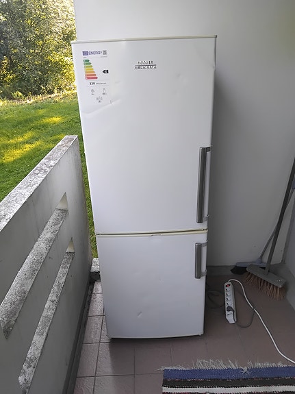 Hoover jääkaappipakastin valkoinen