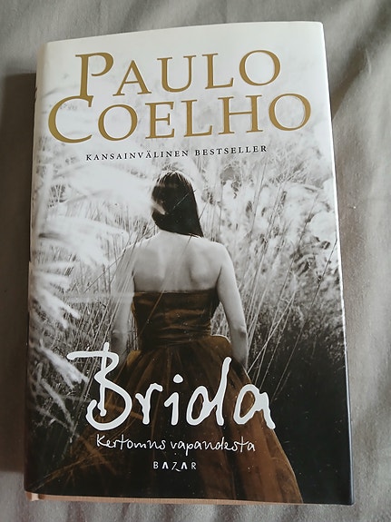Paulo Coelho Brida kovakantinen kirja