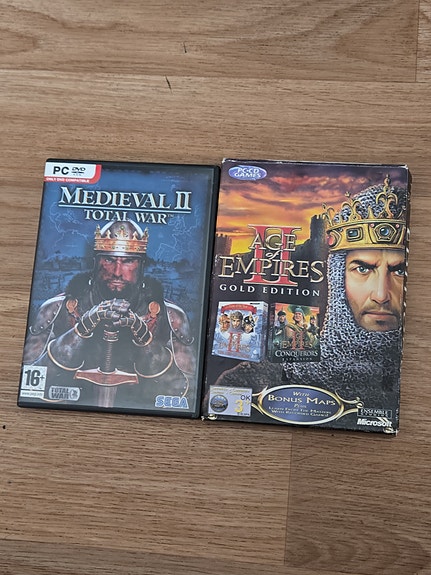PC-pelit Medieval II Total War + Age of Empires II Gold Edition