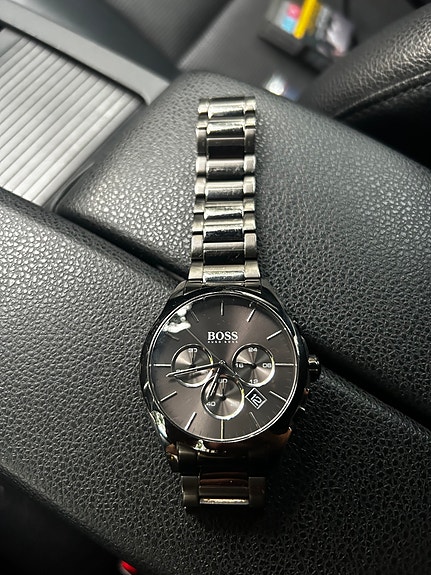 Boss Onyx kello