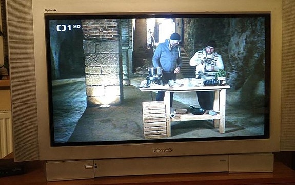 Panasonic Quintrix kuvaputki tv 32 - kaukosäädin