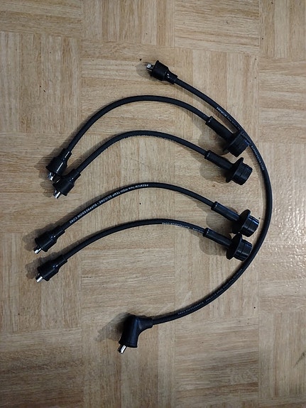 Toyota 3K 4K 5K moottorien sytytysjohtosarja