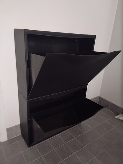 Ikean kenkäkaapit