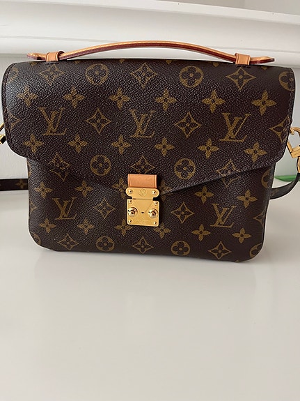 Louis Vuitton Pochette Métis