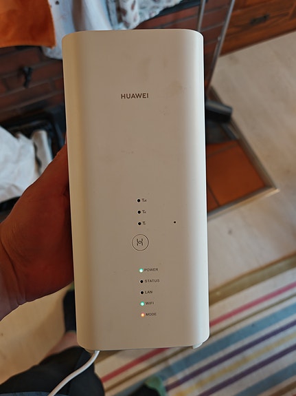 Huawei B818-263 mobiilireititin