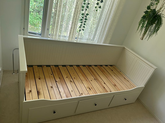 VARATTU Hemnes sohvasänky