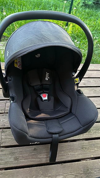 Joie i-Snug 2 Turvakaukalo + telakka