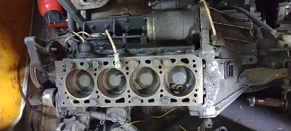 Fiat 1.6 TC moottori+ vaihteisto (varattu)