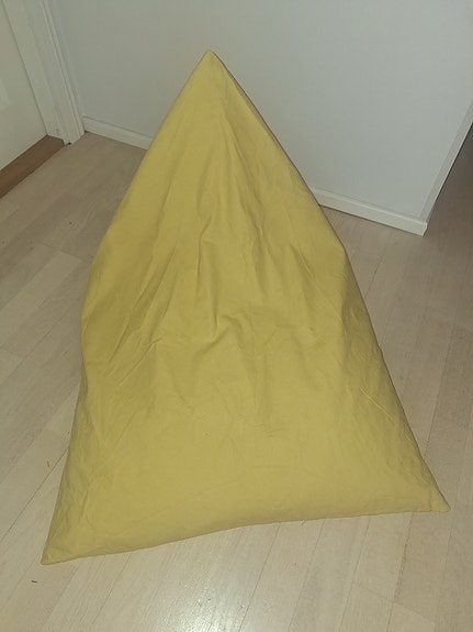Lasten säkkituoli