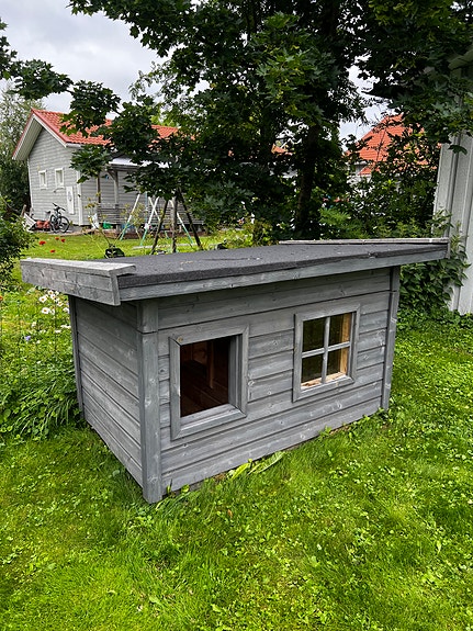 Eristetty koirankoppi (käyttämätön)